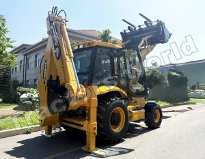 Massive 3CX Side Shift Backhoe Loader In Gambia